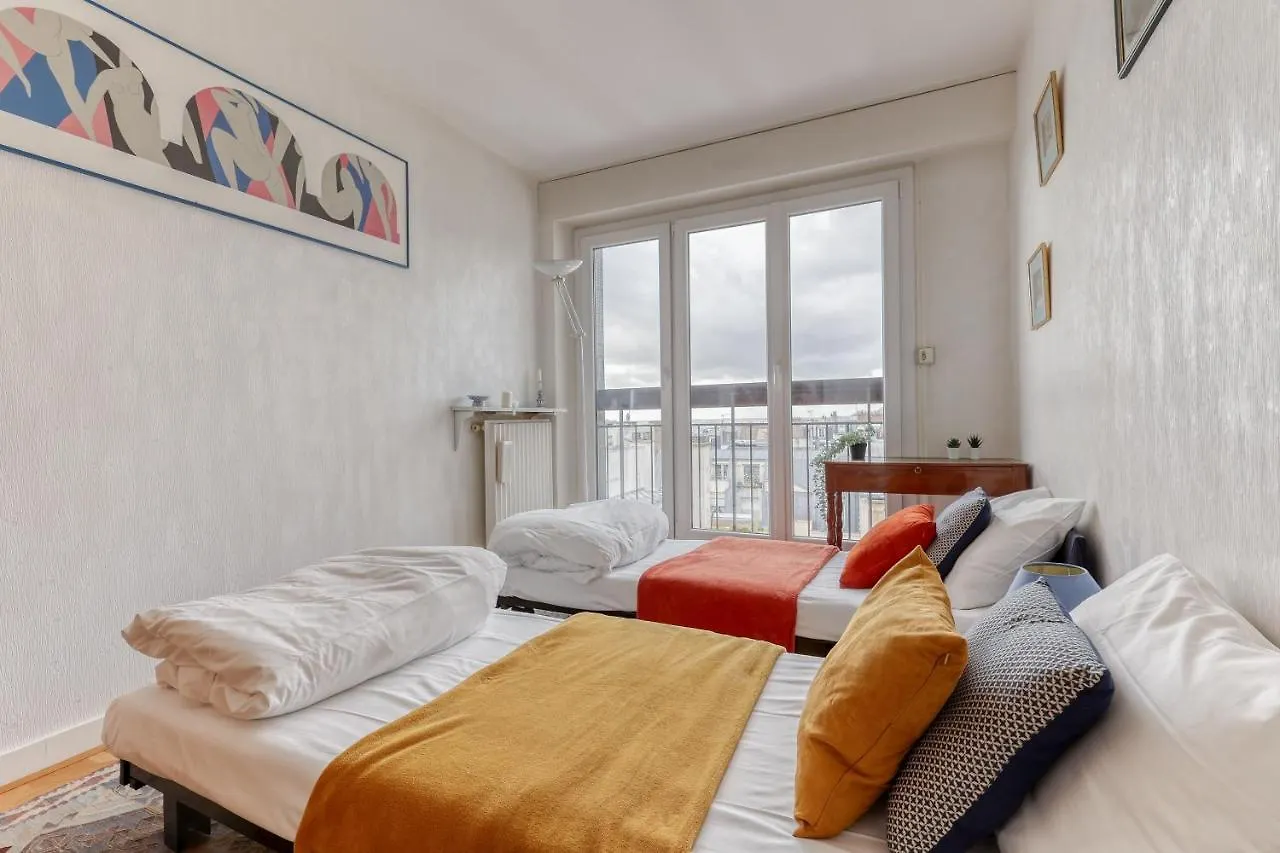 Large And Bright 2 Bdrs Flat With View - Paris 20 Appartement