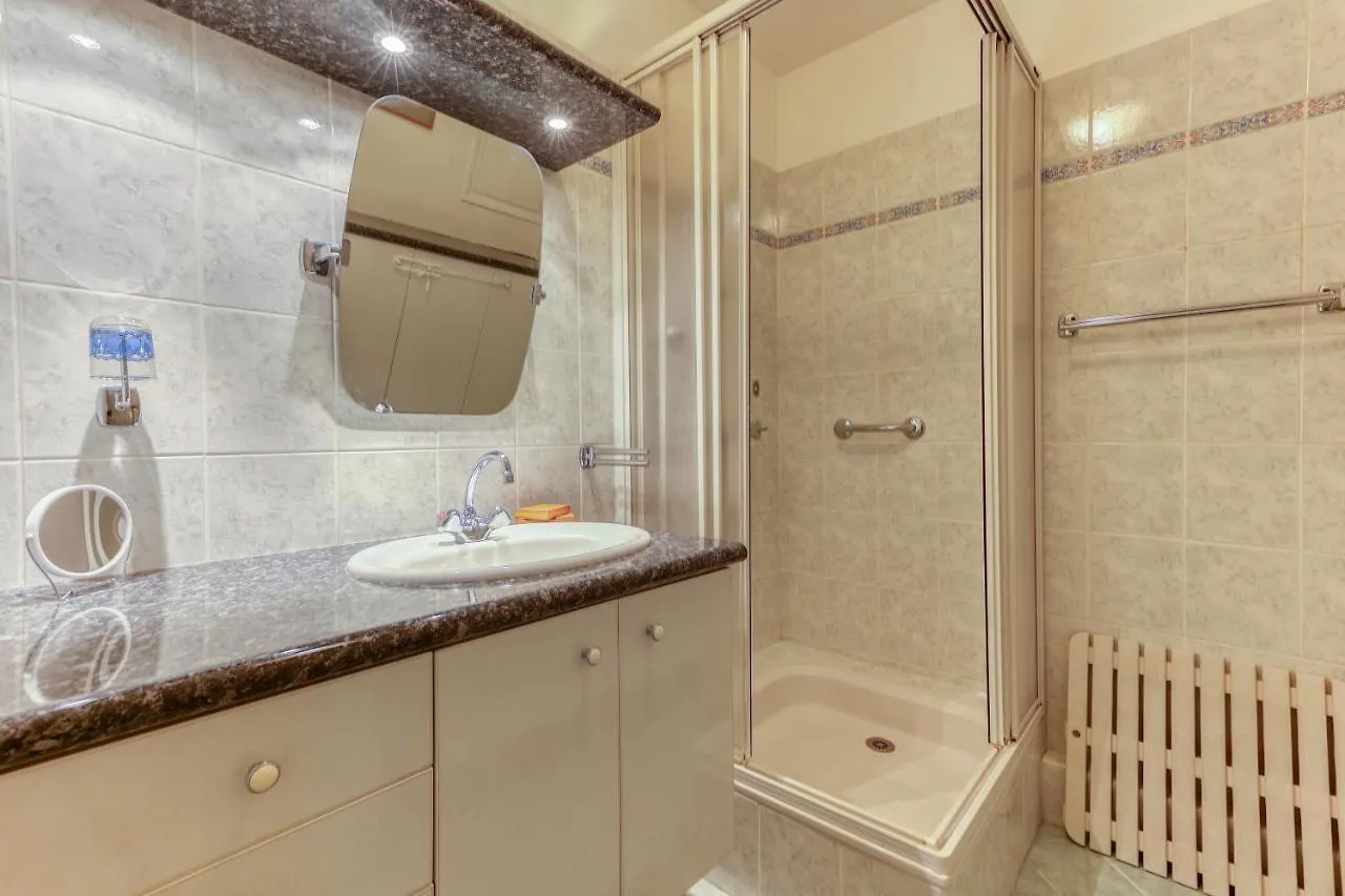Large And Bright 2 Bdrs Flat With View - Paris 20 Appartement
