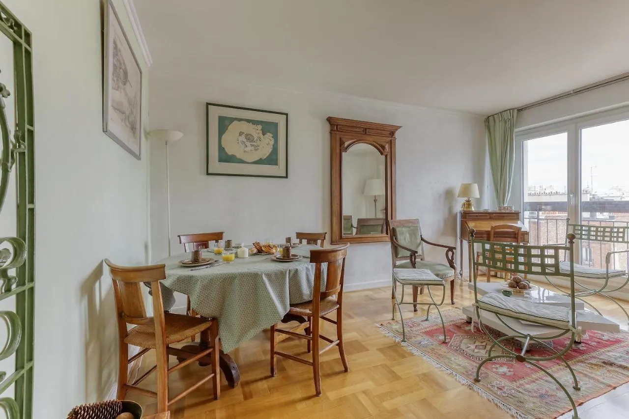 Large And Bright 2 Bdrs Flat With View - Paris 20 Appartement